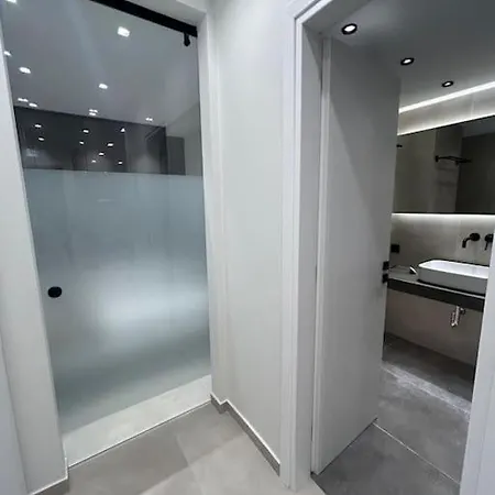 Bluemotion - Just Sleep Apartment Piraeus